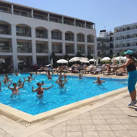 Resort Albatros &