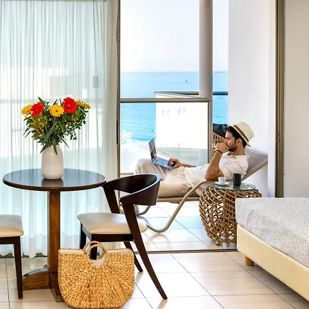 Albatros & Resort